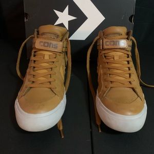 Great converse cons 😃